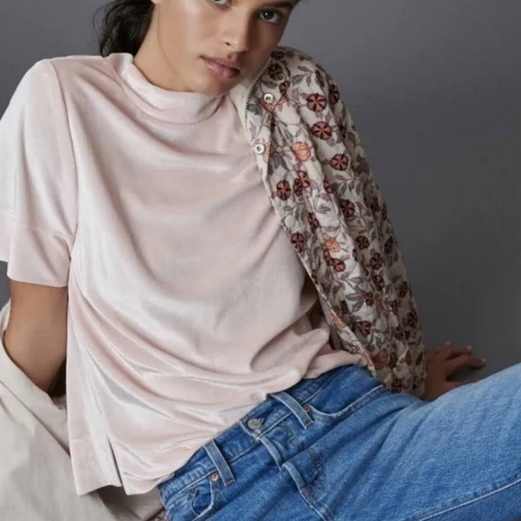 Anthropologie Pink Krisha Velvet Mock Neck Top M - Picture 2 of 6